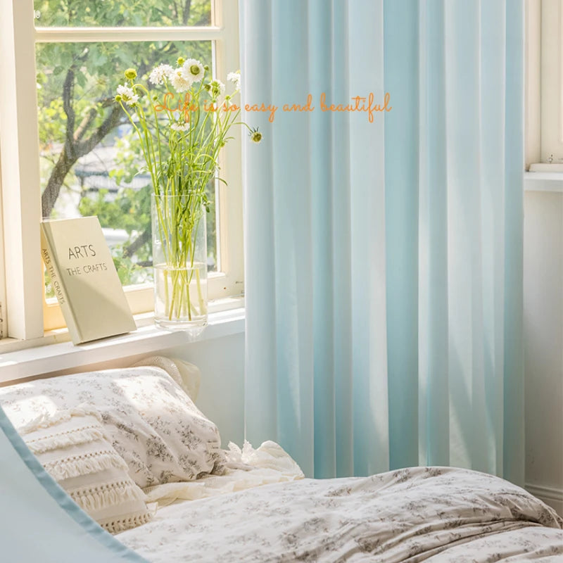 Rideau minimaliste translucide isolant pour salon ou chambre - vue 3 sur 9