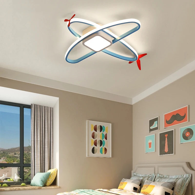 plafonnier hélicoptère pour chambre d'enfant moderne et chaleureuse - vue 2 sur 9