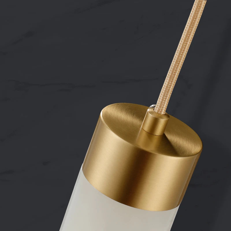 suspension LED en marbre et laiton avec cordon réglable - vue 4 sur 10
