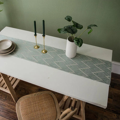 Chemin de table brodé motifs géométriques style bohème - vue 4 sur 7