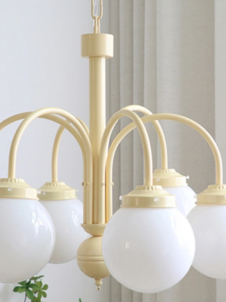 lustre en verre rétro pour un intérieur nordique élégant - vue 4 sur 8