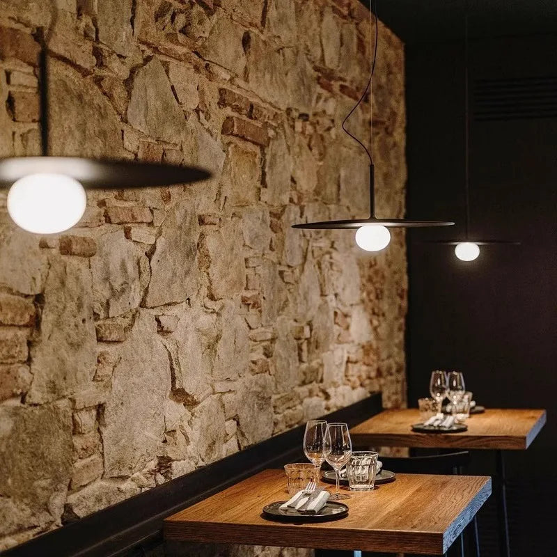 lustre suspendu en forme de verre design élégant - vue 5 sur 9