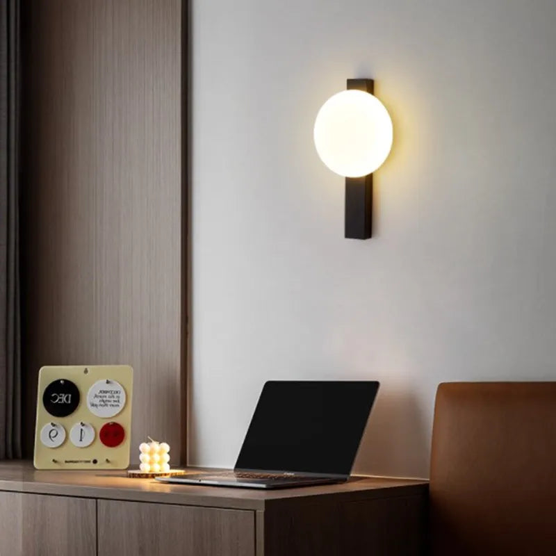 Applique murale en verre moderne noire longue orbe lumière pour salon escaliers chambre salle d'étude balcon couloir restaurant luminaires - vue 4 sur 9