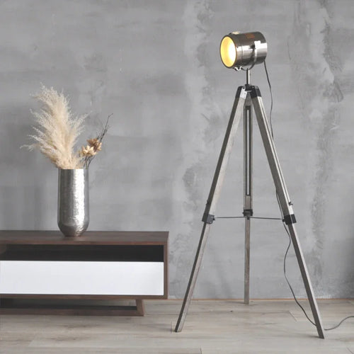 lampe de sol industrielle en bois avec trépied vintage réglable - vue 3 sur 9