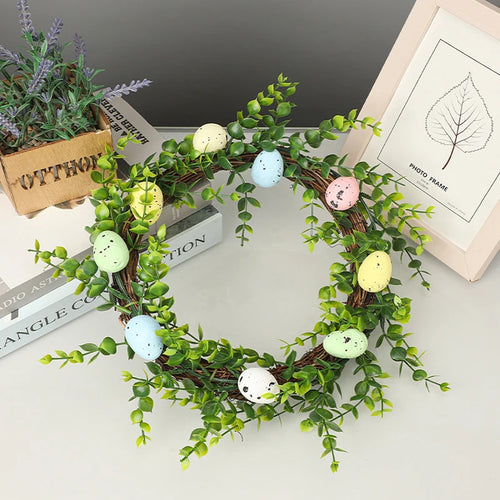 couronne décorative de Pâques avec lapin et œufs suspendus - vue 5 sur 12
