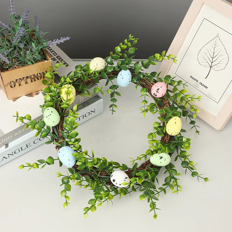 couronne décorative de Pâques avec lapin et œufs suspendus - vue 5 sur 12