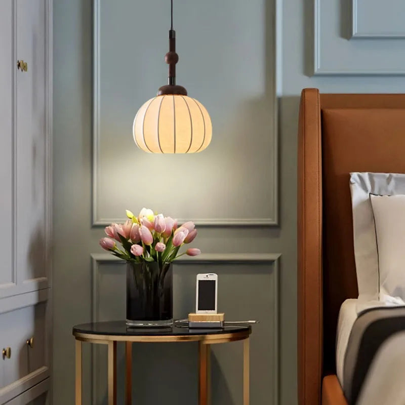 lustre en soie et bois pour éclairage intérieur moderne - vue 4 sur 7