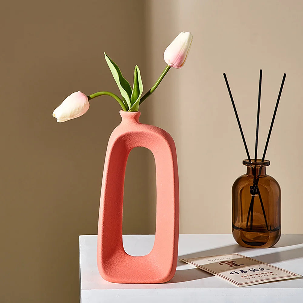 vase moderne en céramique pour décoration intérieure et extérieure - vue 6 sur 13