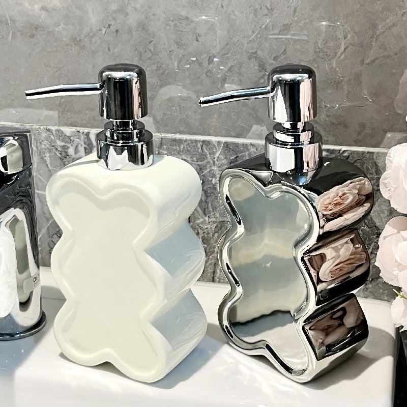 bouteille en céramique créative en forme de fleur pour gel et savon - vue 1 sur 10