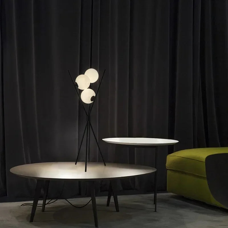 lampadaire led moderne boule de verre trépied lampe décorative - vue 3 sur 10