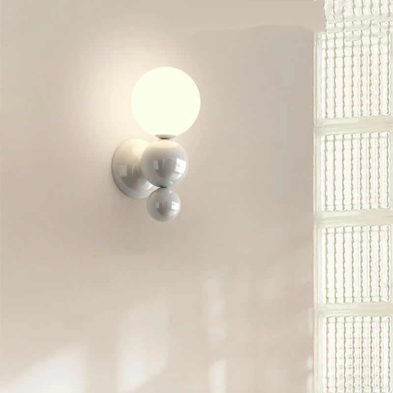 applique murale led en métal avec boule acrylique - vue 3 sur 12