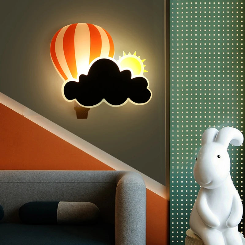 applique murale led nuage de ballons à air chaud pour enfants - vue 3 sur 10