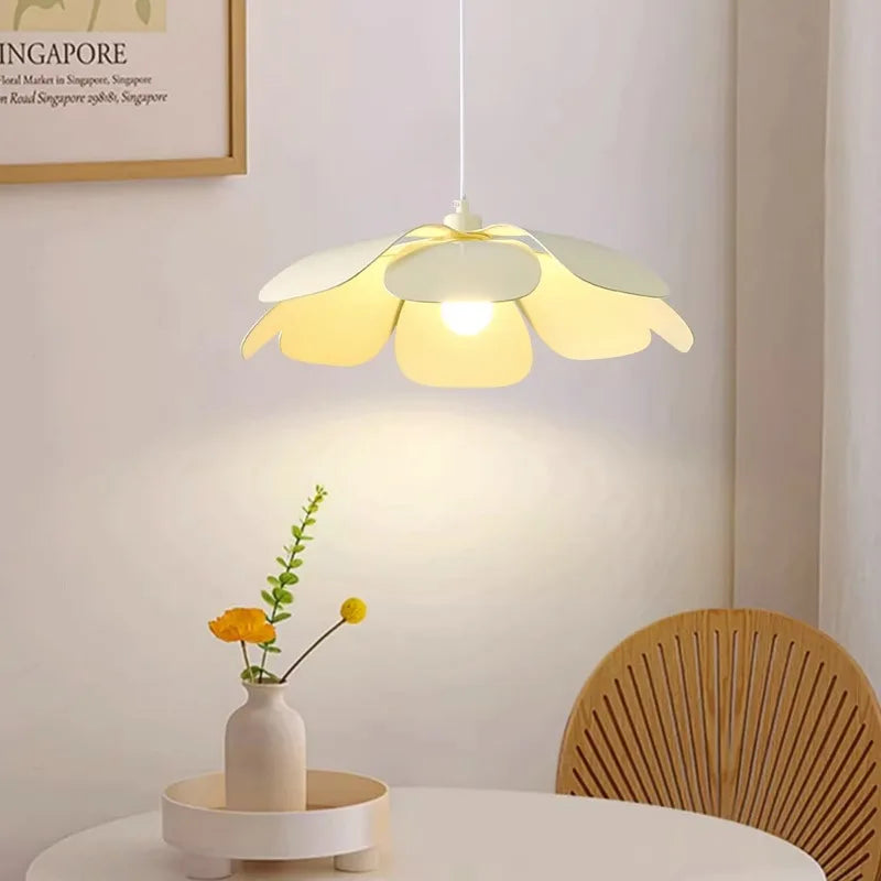 Suspension moderne en forme de fleur de crème pour décoration créative - vue 3 sur 8