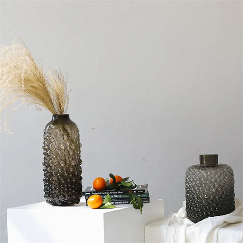 vase en verre transparent à pois noirs pour décoration et arrangements floraux - vue 5 sur 8