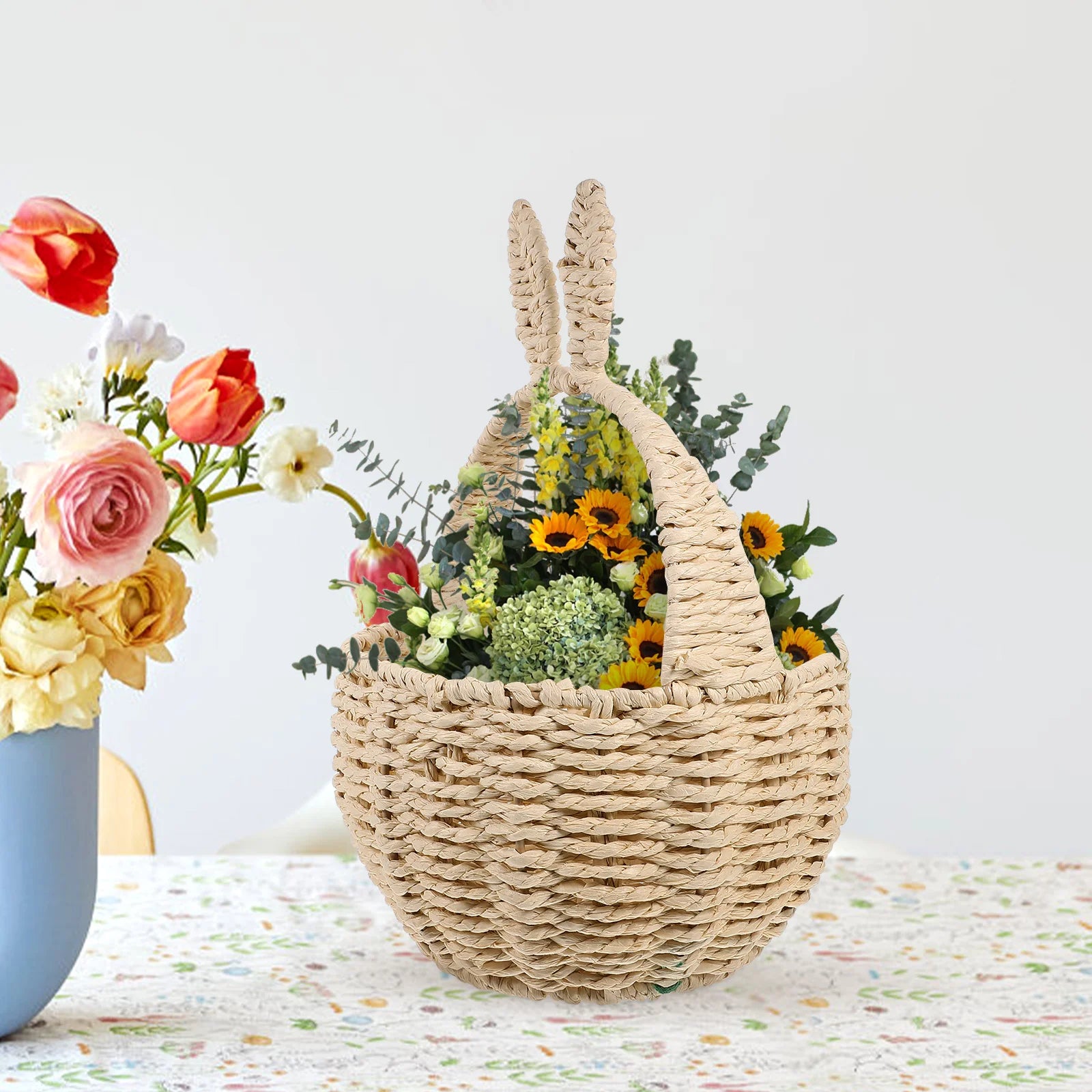 panier de chasse aux œufs de pâques avec jouets et bonbons pour bébé - vue 6 sur 6