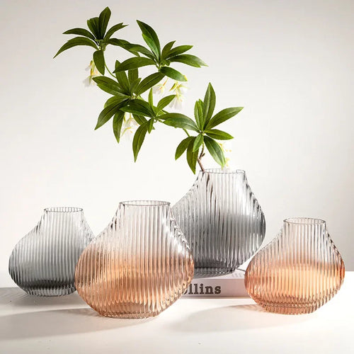 vase en verre soufflé à rayures pour décoration florale créative - vue 4 sur 8