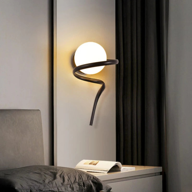 applique murale ronde en verre design moderne créative pour intérieur - vue 4 sur 10
