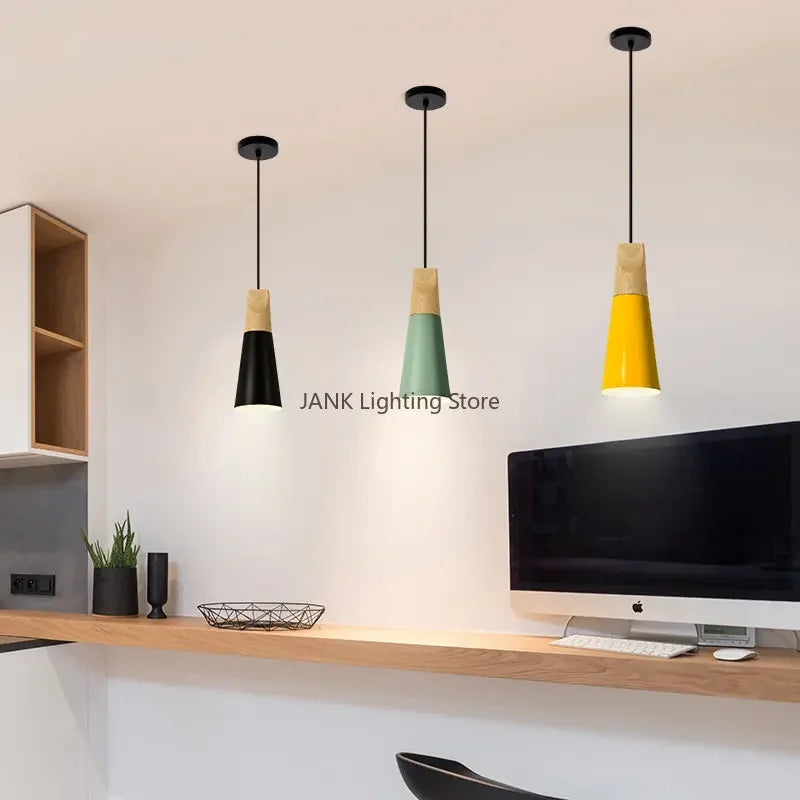 suspension en bois et fer pour un éclairage moderne - vue 3 sur 20
