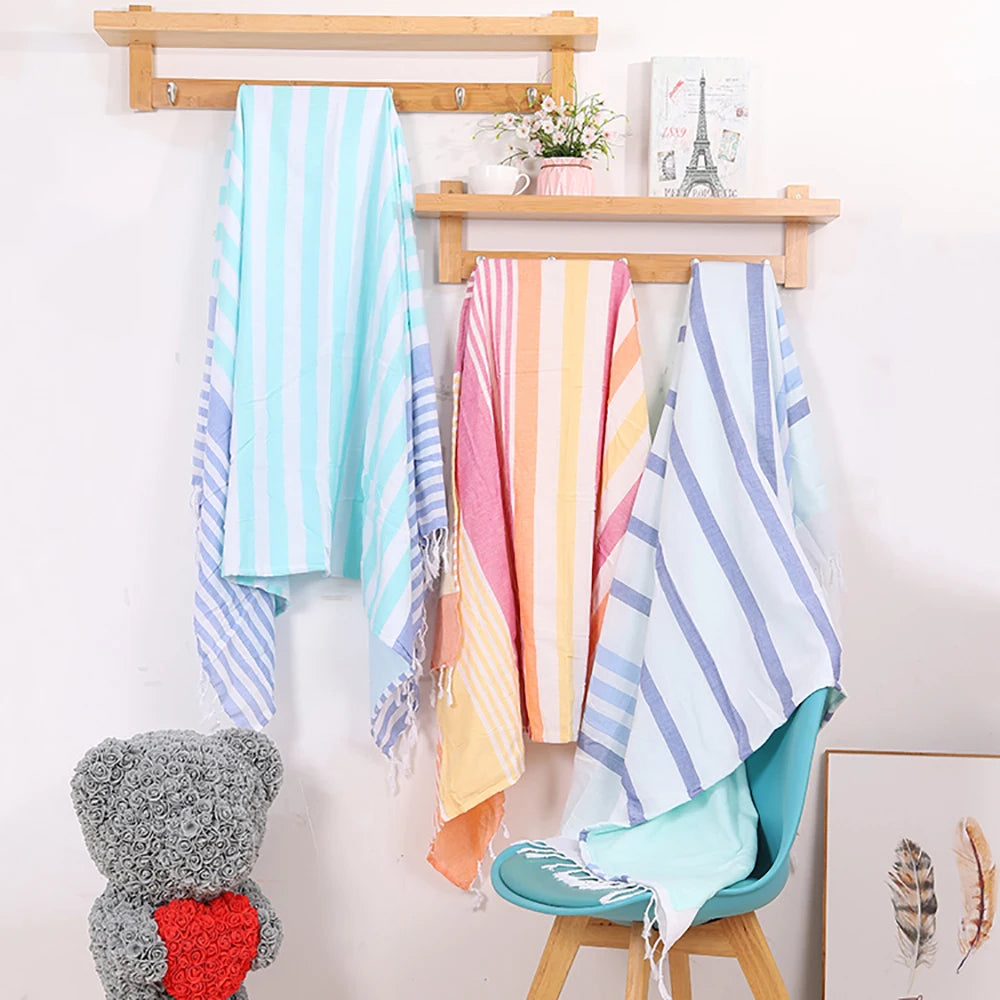 serviette de plage turque coton rayée pompons légère - vue 4 sur 7