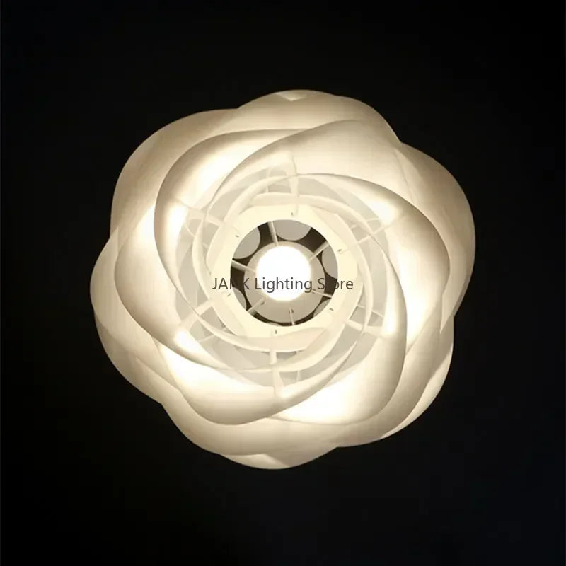 suspension en acrylique design danois pour décoration intérieure romantique - vue 4 sur 8