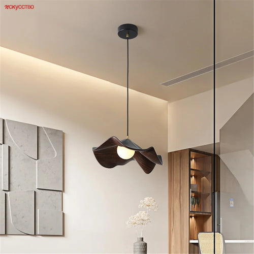 suspension en fer et bois style cottage nordique pour restaurant et loft - vue 2 sur 8