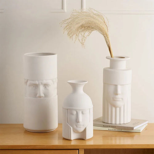 vase en céramique grecque tête humaine pour décoration intérieure - vue 2 sur 9
