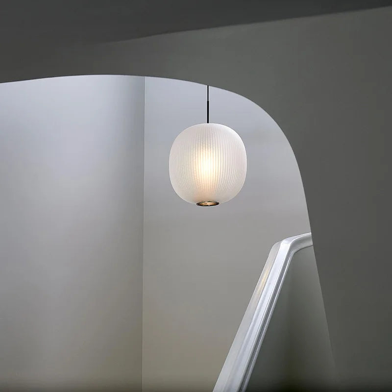 suspension en verre dépoli modernes nordiques led - vue 3 sur 10