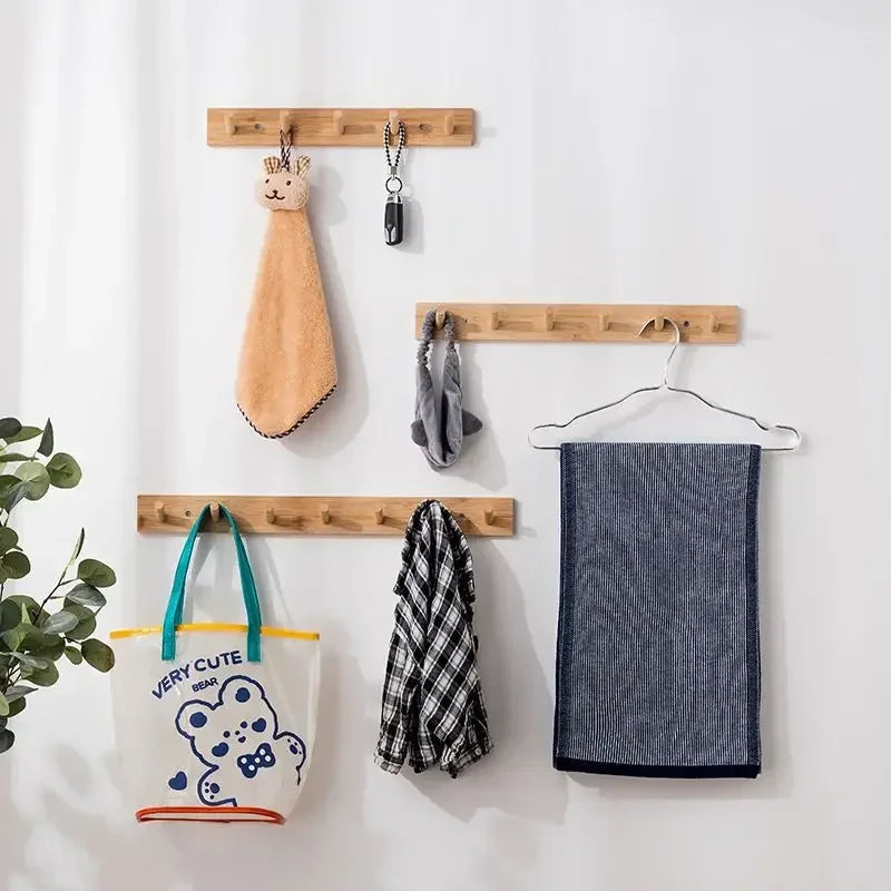 porte-manteau mural en bambou avec crochets pratiques pour organiser vos affaires - vue 1 sur 12