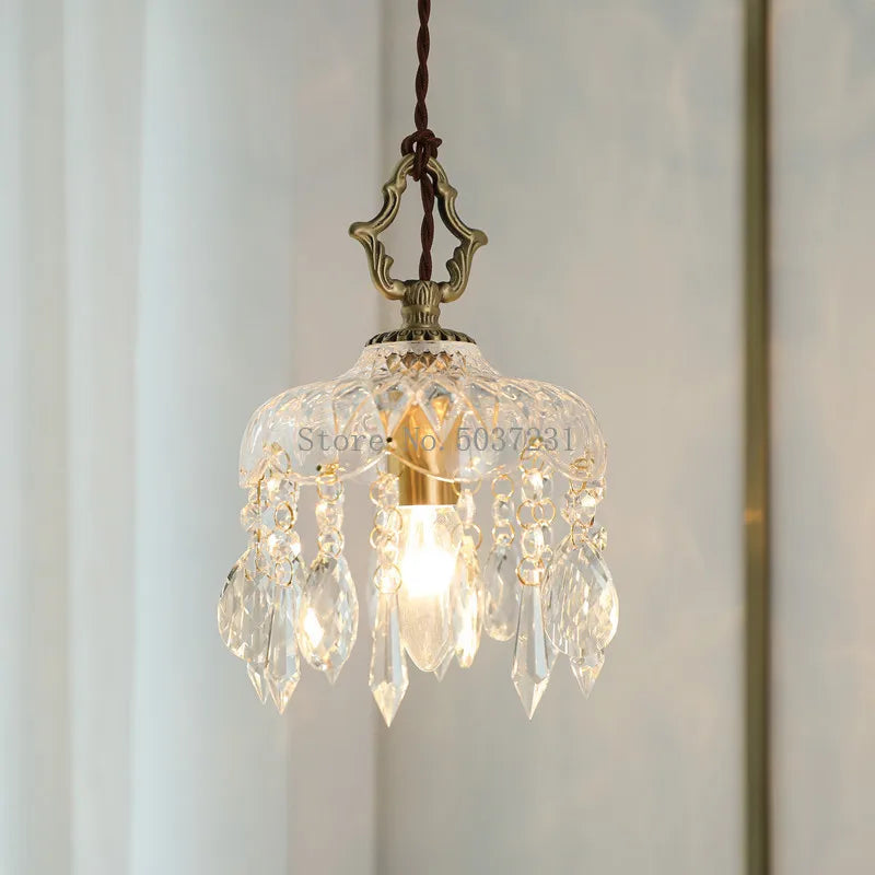 lustre en laiton nordique rétro suspendu en cristal et verre - vue 3 sur 10