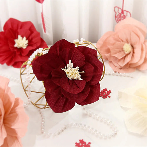 décoration de fête grande fleur en papier rouge pour événements festifs - vue 7 sur 14
