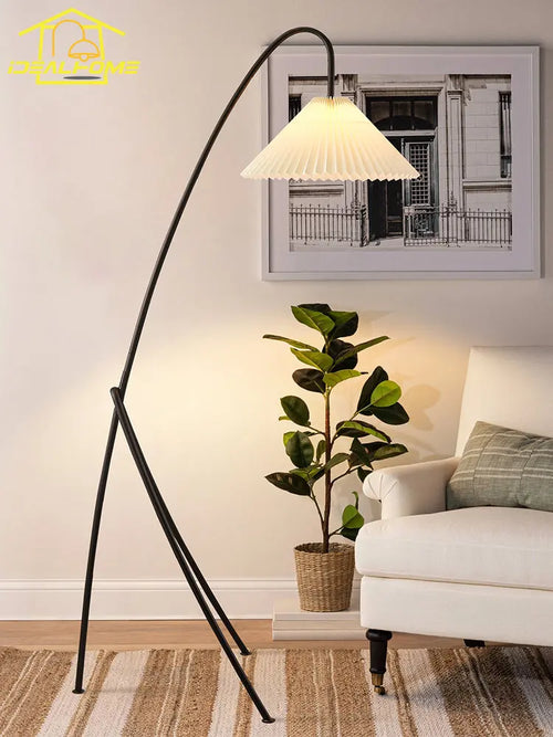 lampe à poser moderne minimaliste en fer et tissu - vue 2 sur 13