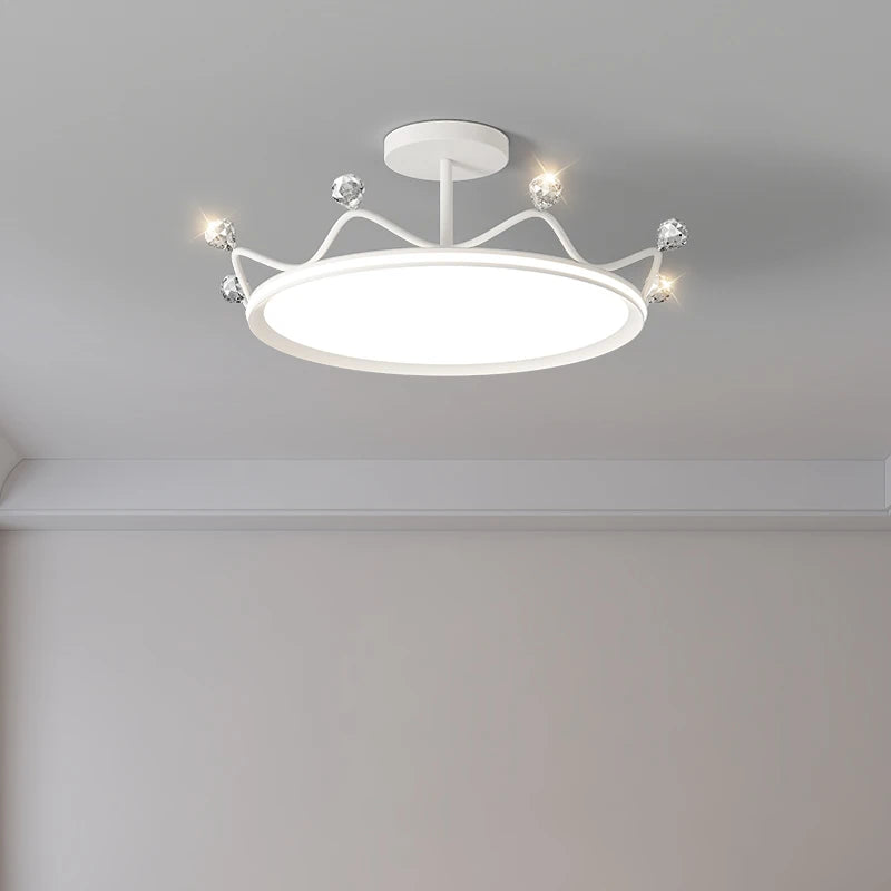 plafonnier en forme de couronne pour chambre d'enfant princesse protection des yeux - vue 3 sur 9
