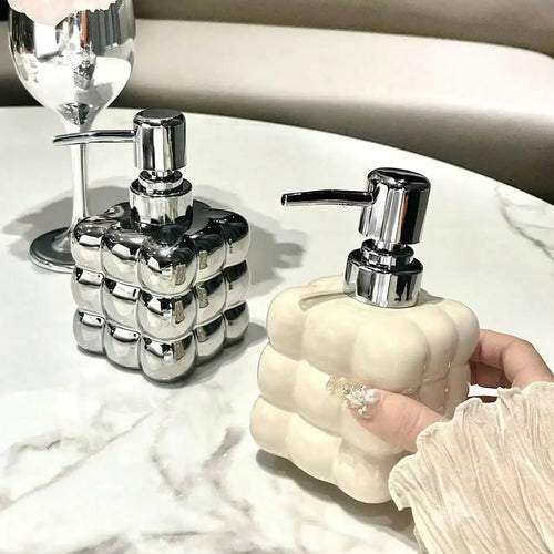 distributeur de savon liquide en céramique pour la salle de bain - vue 4 sur 6