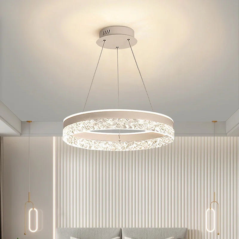 plafonnier led suspendu design minimaliste avec anneaux en cristal - vue 6 sur 9