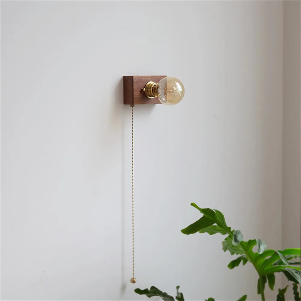 applique murale vintage en noyer avec interrupteur à tirette - vue 5 sur 14