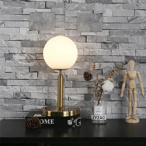 lampe de table moderne créative en verre led nordique - vue 3 sur 7
