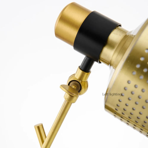 lampe à poser postmoderne créative et moderne en métal - vue 5 sur 6