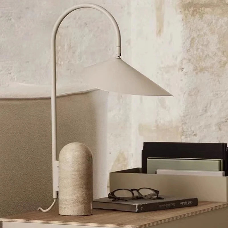 Lampadaire en marbre et pierre réglable - vue 3 sur 18