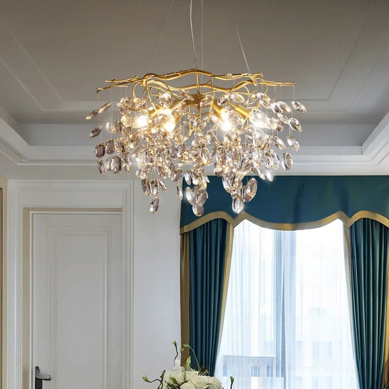 lustre en cristal de luxe pour un éclairage raffiné - vue 3 sur 9