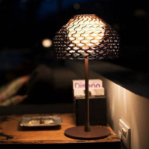 lampe de bureau design italienne moderne pour intérieur élégant - vue 2 sur 8