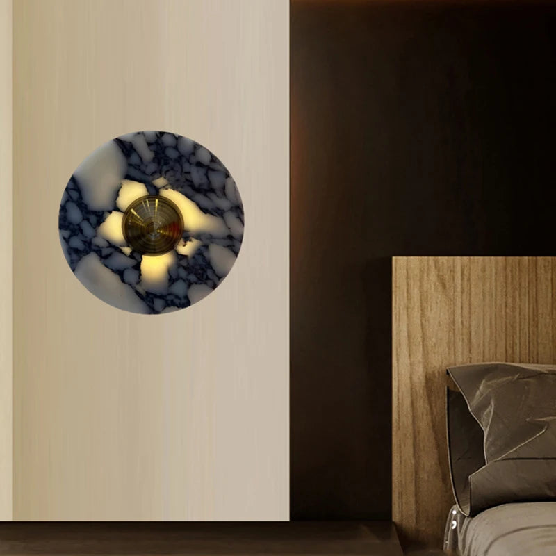applique murale art déco en pierre et métal doré pour ambiance chaleureuse - vue 2 sur 8