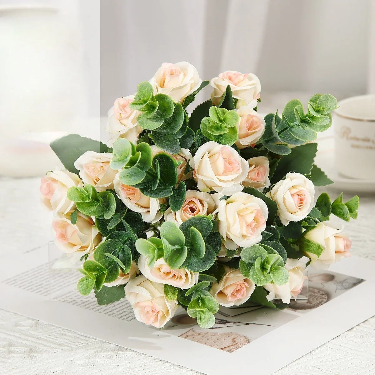 lot de 10 roses artificielles bouquet avec eucalyptus et pivoines décoratif - vue 6 sur 10