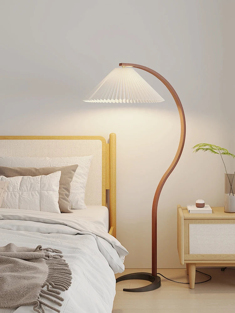 lampadaire style nordique rétro en rondins plissé français avec abat-jour en tissu - vue 3 sur 7