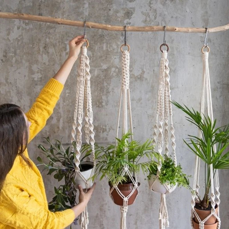 support de plante en macramé suspendu fait main en coton naturel - vue 5 sur 23