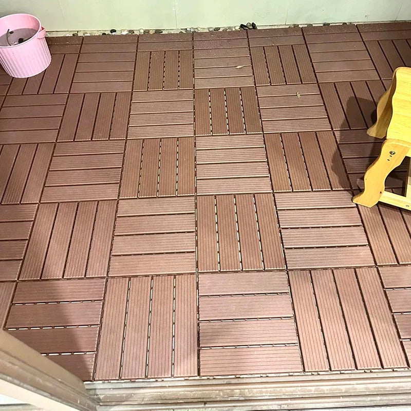 Dalles de sol clipsables effet caillebotis terrasse balcon - vue 6 sur 7
