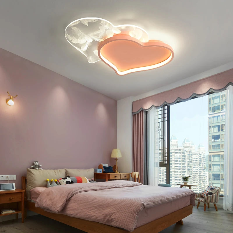 plafonnier moderne en plumes en forme de cœur pour décoration - vue 5 sur 8