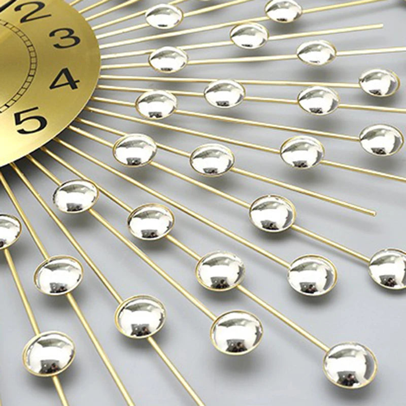 horloge murale en métal design créatif et silencieuse - vue 5 sur 9
