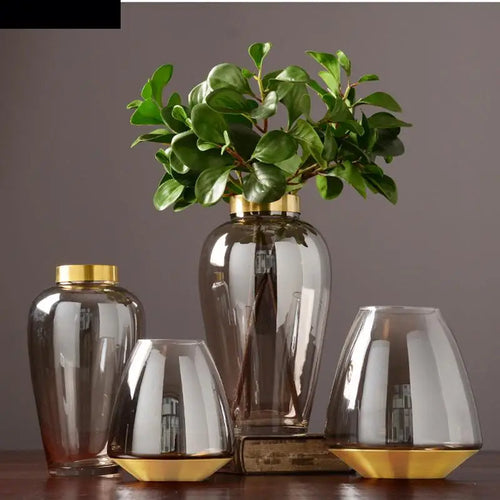 vase en verre moderne avec base métallique pour décoration florale - vue 2 sur 9