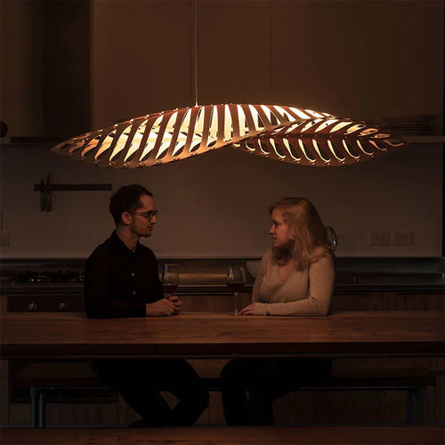 Lustre design en bois à chevrons d'art moderne - vue 4 sur 8
