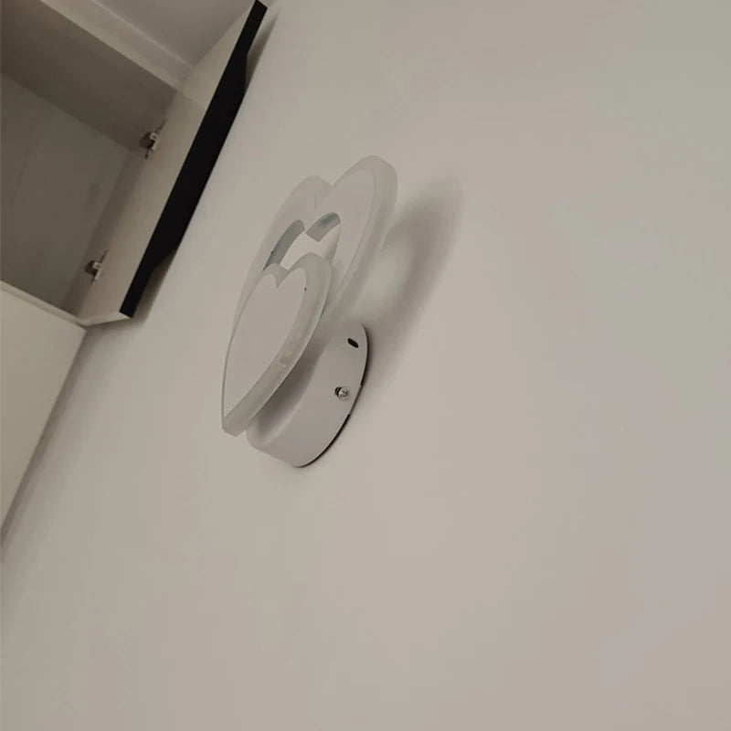 applique murale led simple design coeur nordique moderne - vue 6 sur 8